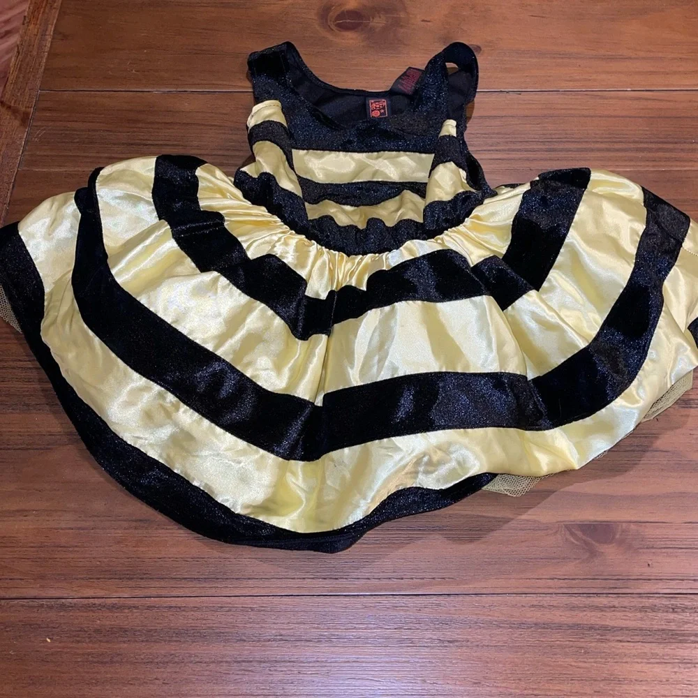 🌸 Vintage Black‎ & Yellow Striped Bumblebee Costume Medium 5-6 Dress only